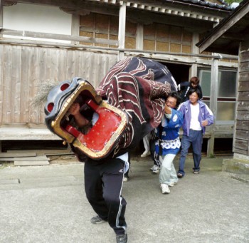集落のお祭り